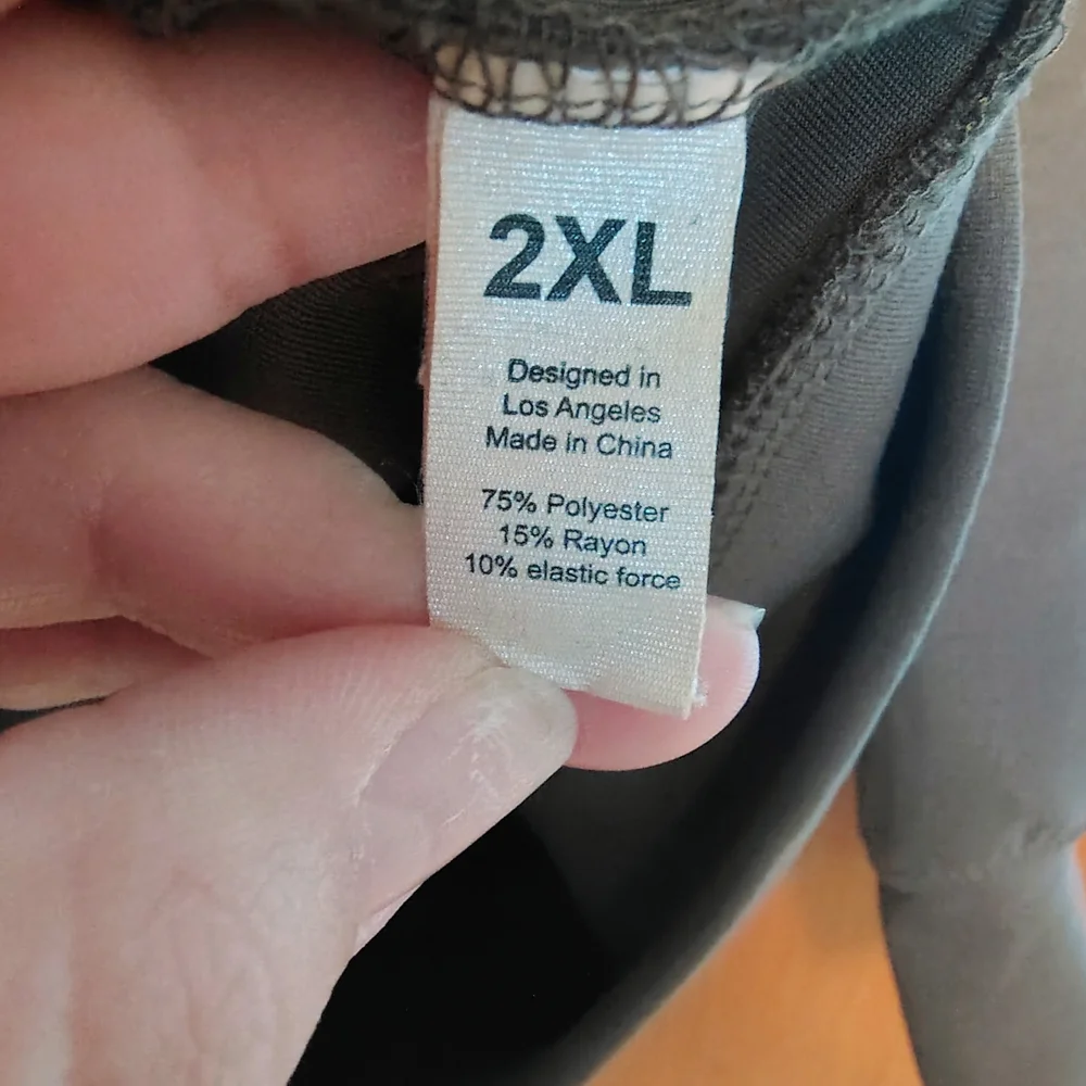 Brown Sweatshirt and Joggers Set - Picture 4 of 8